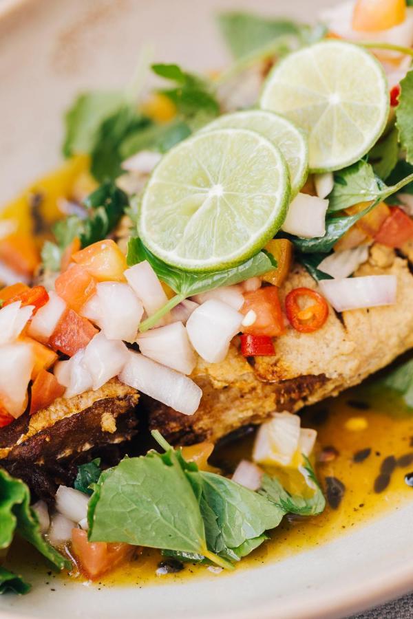 Sea Salt Society Hotel Hikkaduwa Ngoại thất bức ảnh