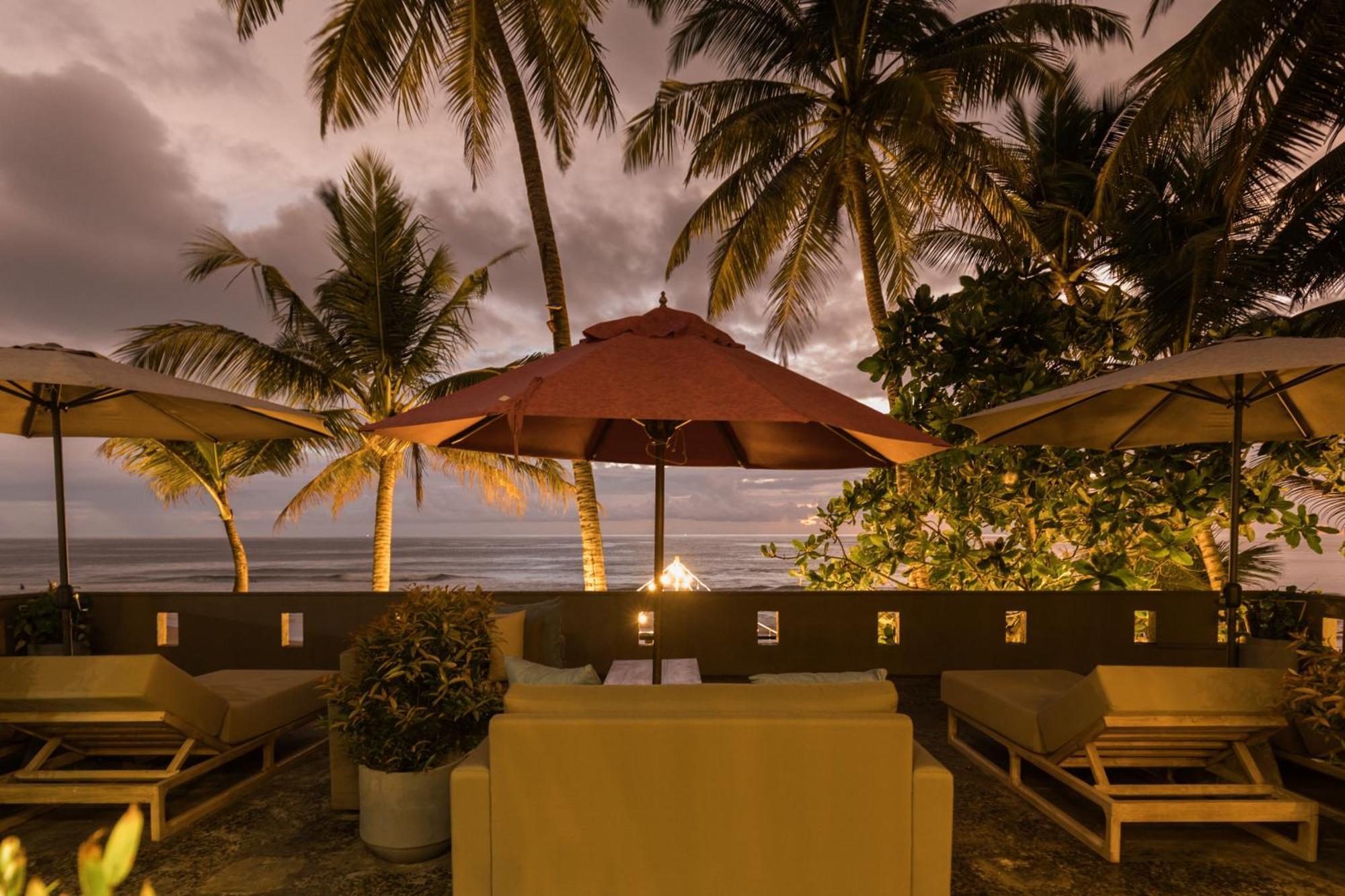 Sea Salt Society Hotel Hikkaduwa Ngoại thất bức ảnh