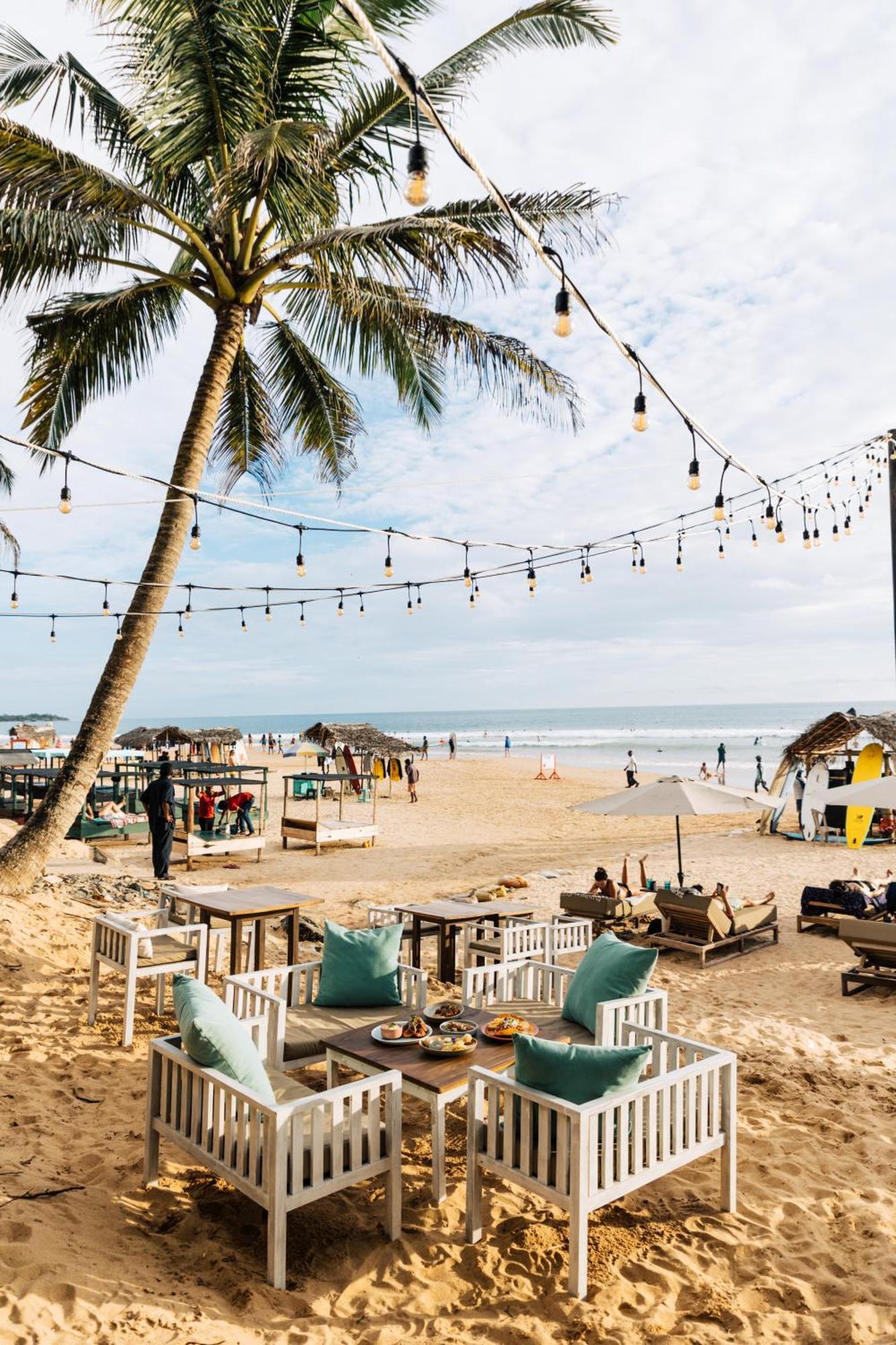 Sea Salt Society Hotel Hikkaduwa Ngoại thất bức ảnh