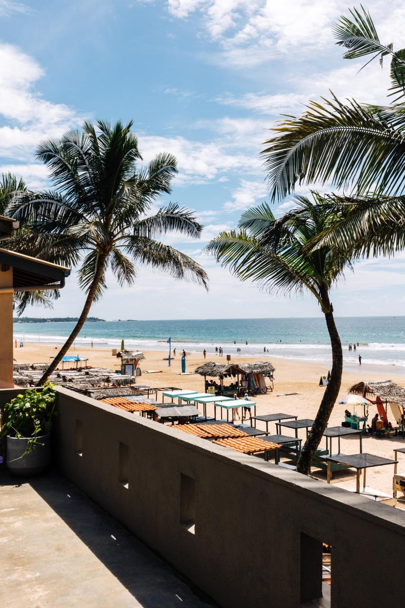 Sea Salt Society Hotel Hikkaduwa Ngoại thất bức ảnh