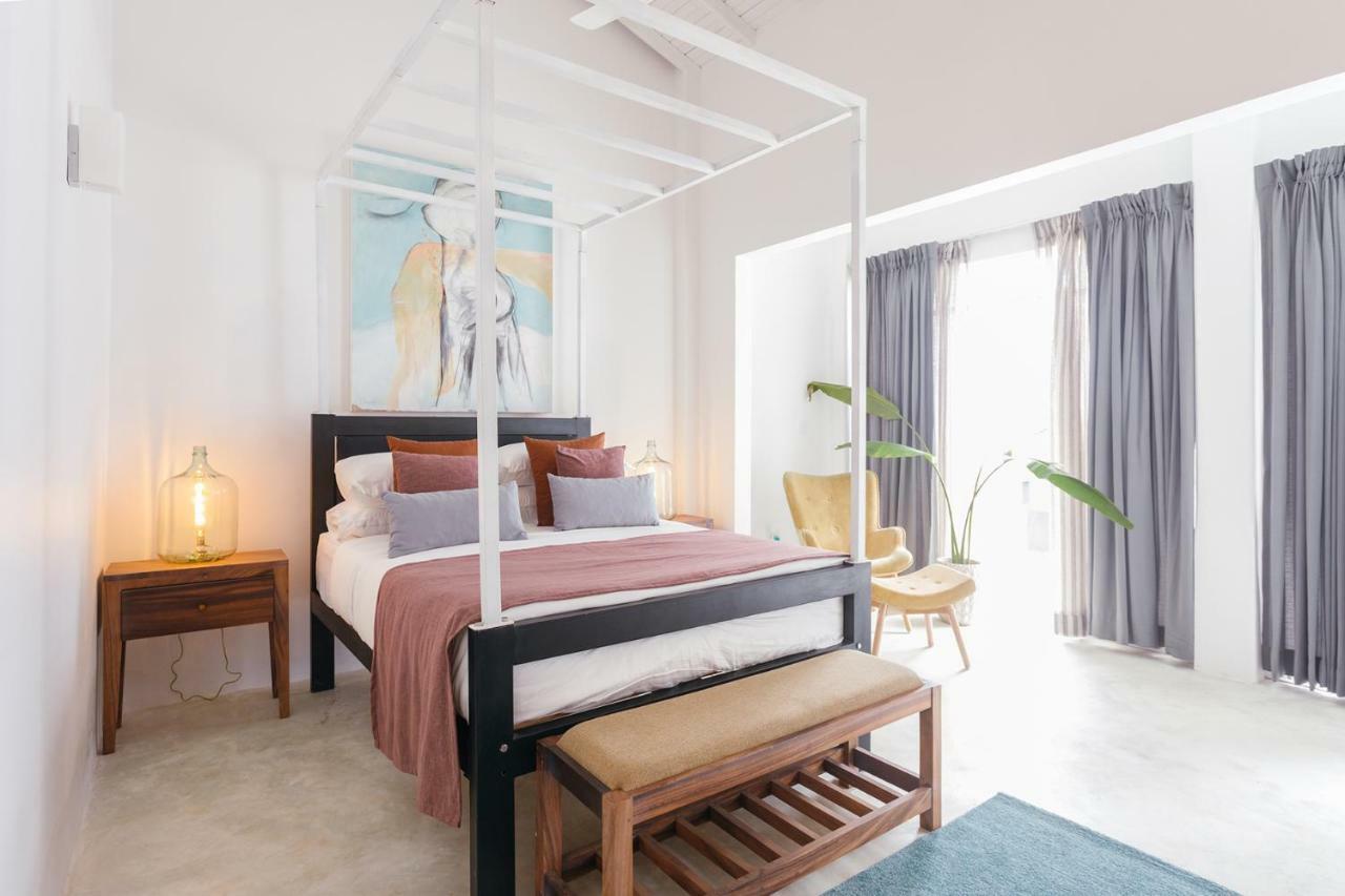 Sea Salt Society Hotel Hikkaduwa Ngoại thất bức ảnh