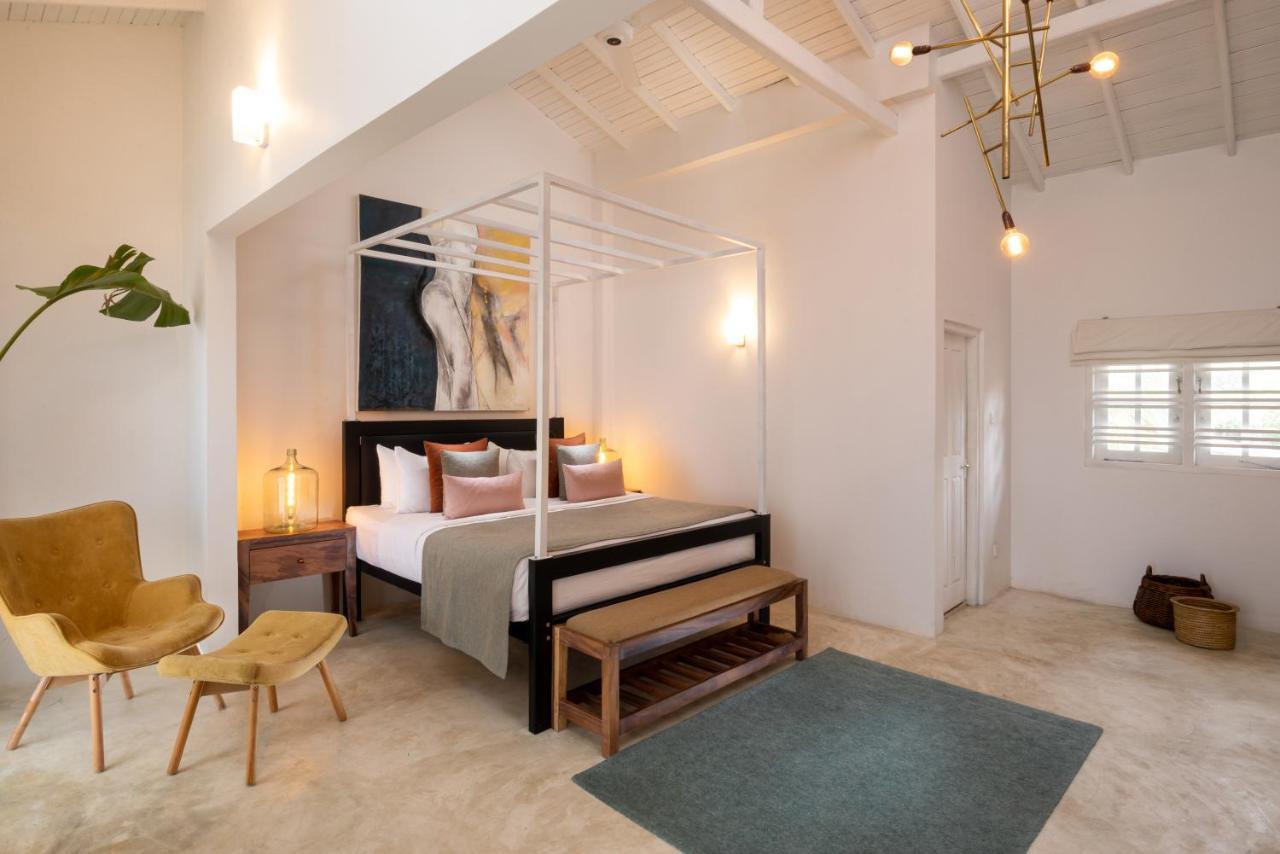 Sea Salt Society Hotel Hikkaduwa Ngoại thất bức ảnh